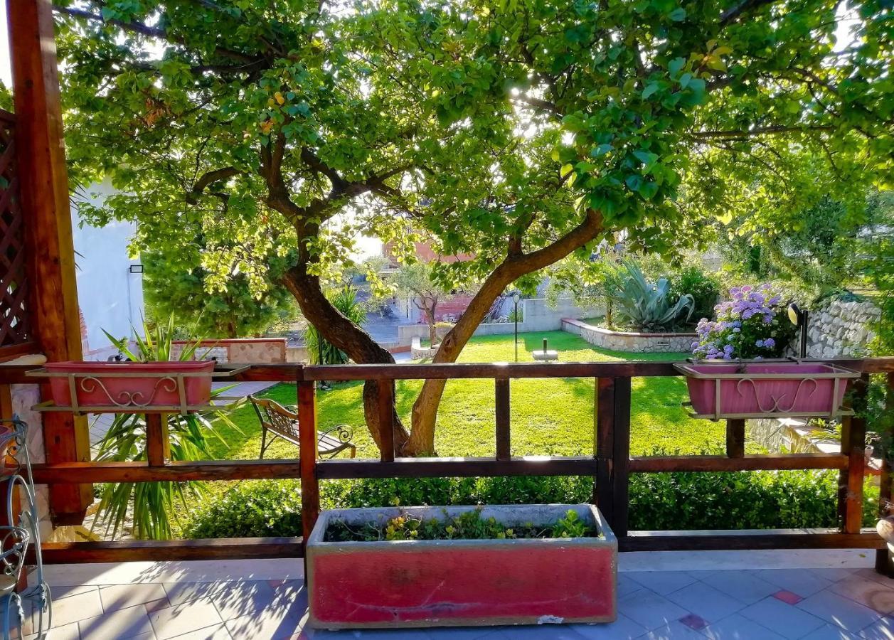 B&B Maison Villa Vittorio Avella エクステリア 写真