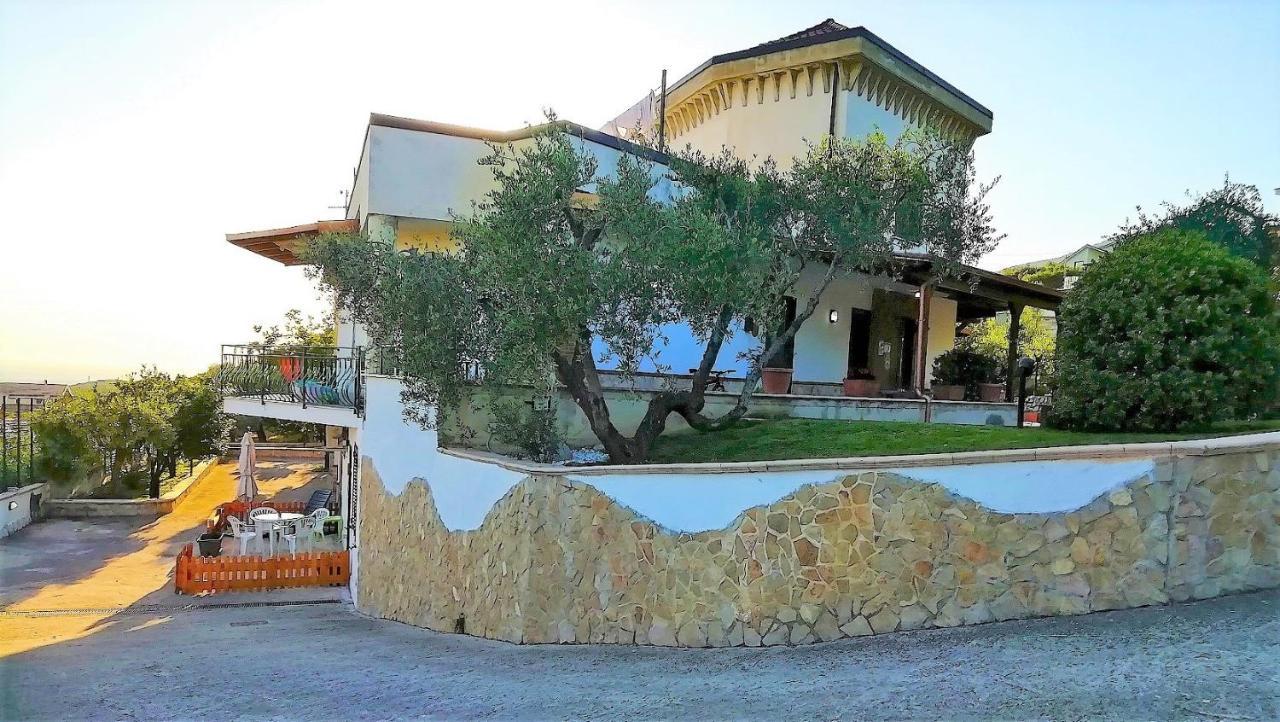 B&B Maison Villa Vittorio Avella エクステリア 写真