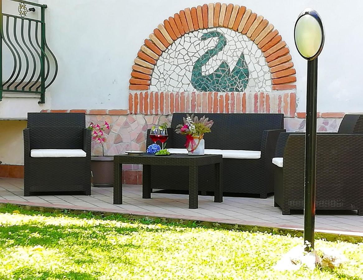 B&B Maison Villa Vittorio Avella エクステリア 写真